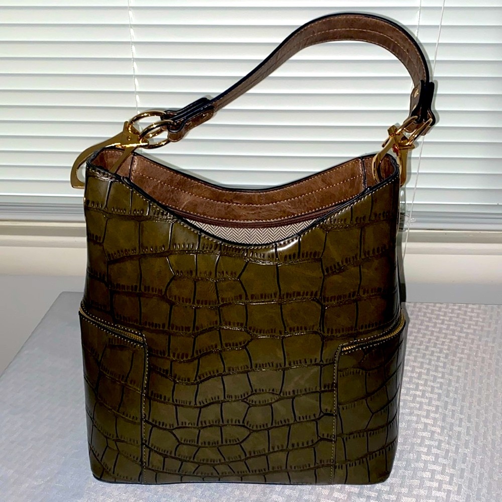 Jen & Co vegan leather purse